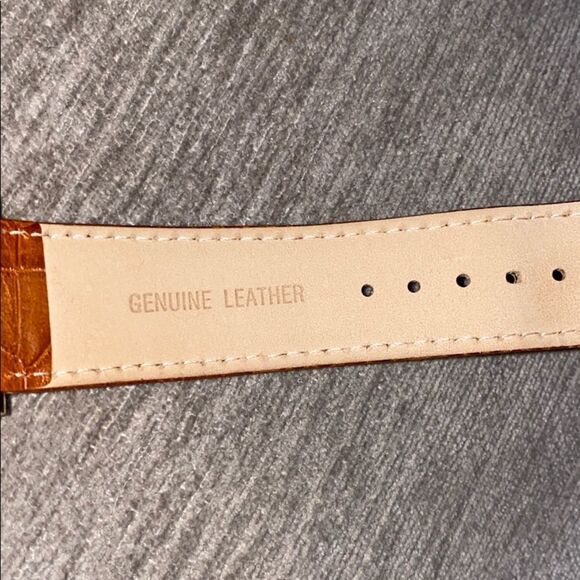 ✨HP✨AVORIAZ Watch✨   - Picture 5 of 5